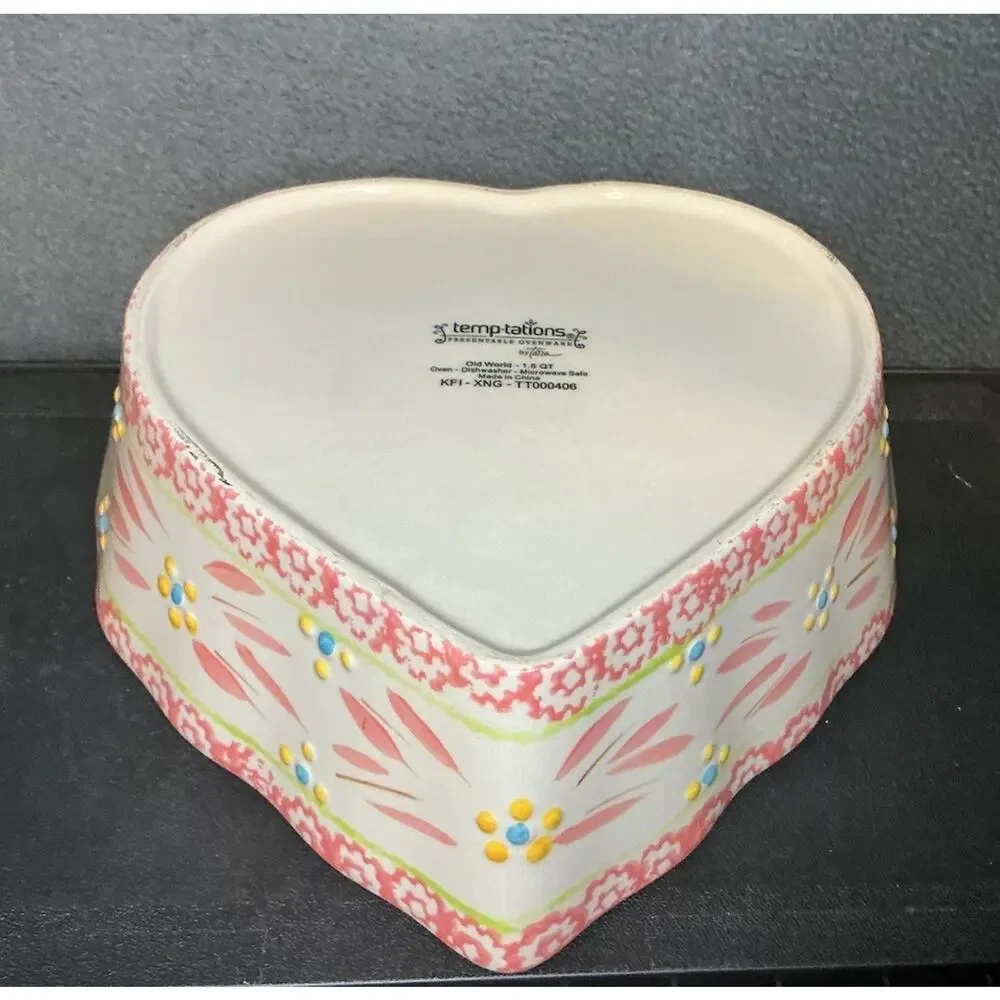 Beautiful Old World Pink Heart Shaped Baking Dish From temp-tations